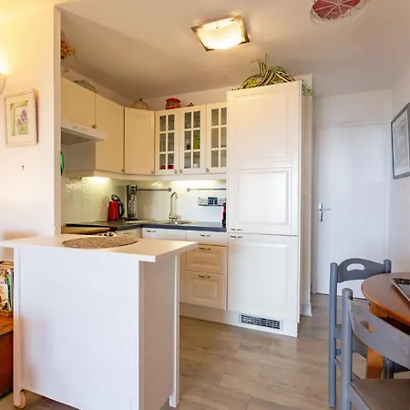 Apartman Les Coteaux De La Nartelle-33 By Interhome *